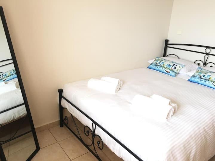 Koumpe Blue Sea View Apartment ريثيمنو المظهر الخارجي الصورة