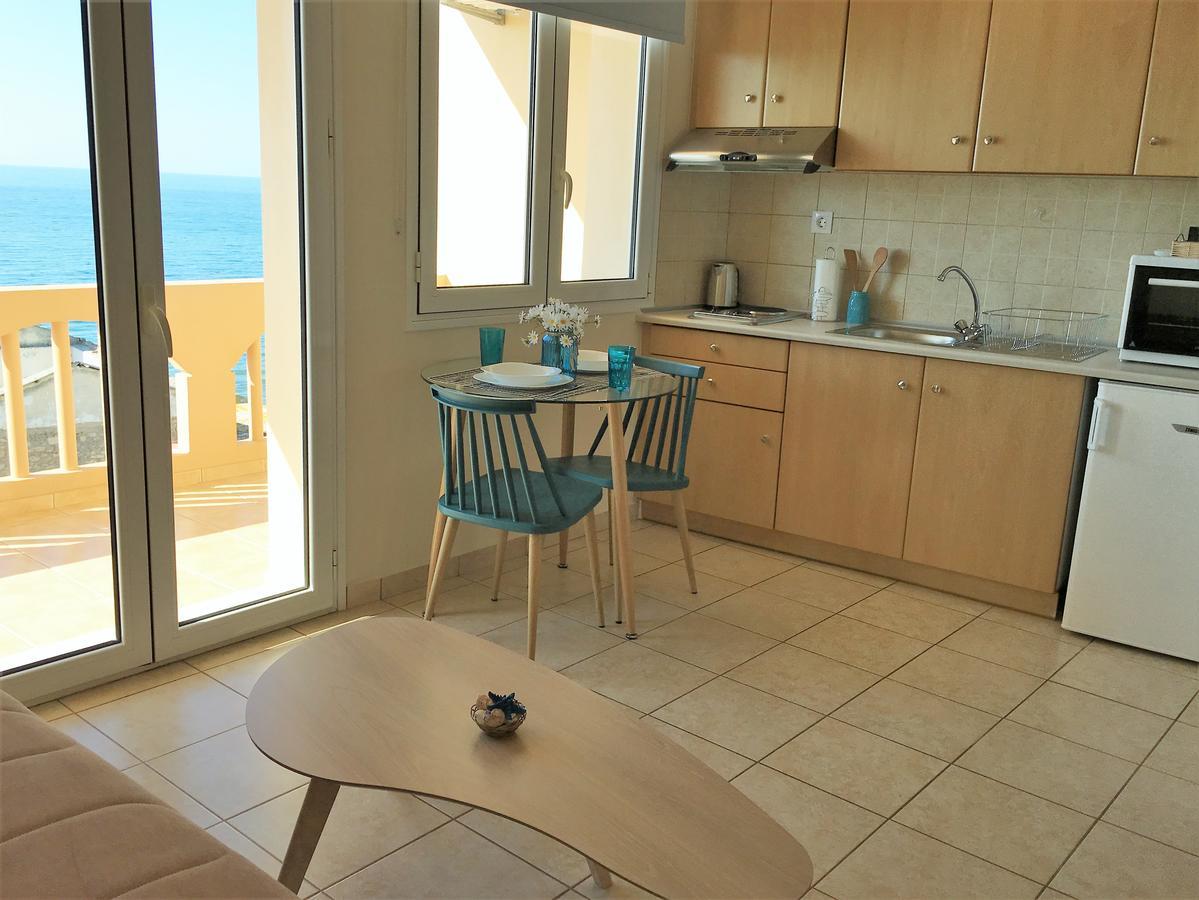 Koumpe Blue Sea View Apartment ريثيمنو المظهر الخارجي الصورة